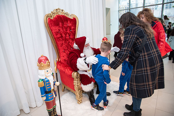 GreektownChristmas_EliosPhoto©2024-57
