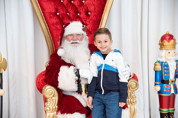 GreektownChristmas_EliosPhoto©2024-26