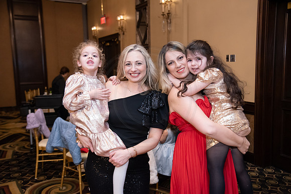 Athena_ChristmasDance_EliosPhoto©2024-205