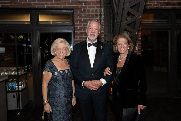 HCRF_WingsToCure_EliosPhoto©2023-223