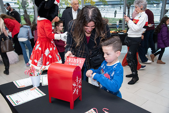 GreektownChristmas_EliosPhoto©2024-94