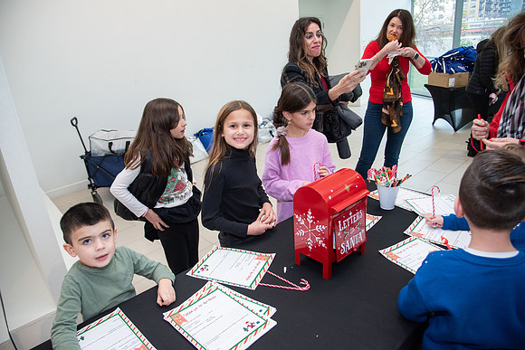 GreektownChristmas_EliosPhoto©2024-77